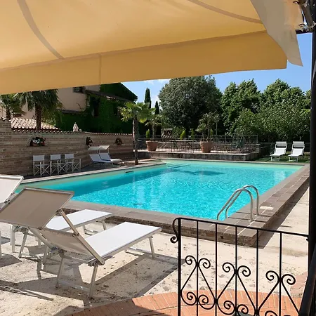 Сasa de vacaciones Residenza Le Querce Bilocale *