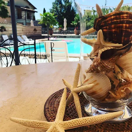 Residenza Le Querce Bilocale Сasa de vacaciones *